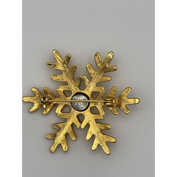 2" Snowflake Brooch Gold Tone Clear Crystal Rhinestone Center Holidays - Picture 3 of 9